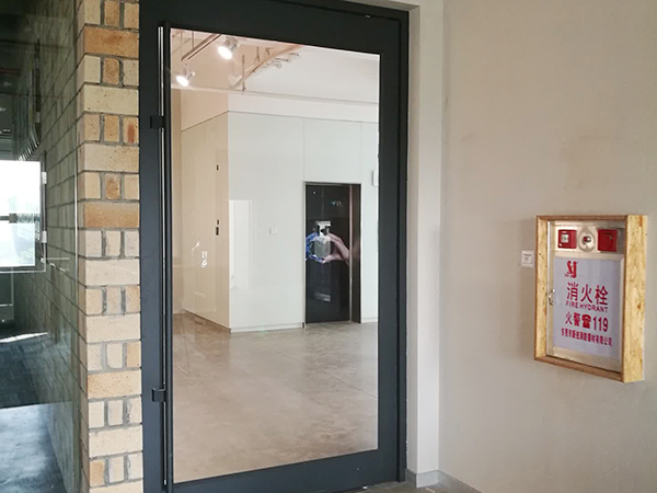 东莞市东城佰拓门业经营部